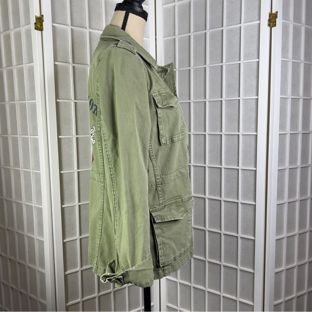 GYPSY WARRIOR Olive Green Utility Jacket – Heart & Daggers Graphic - Size Small